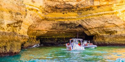 Boat tour along the Algarve's golden cliffs and sea caves