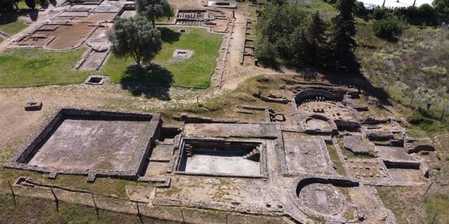 Roman Ruins of Cerro da Vila - A Roman port settlement with mosaics, fish-salting tanks, and 2,000 years of occupation