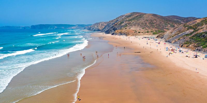 Praia de Vale Figueiras