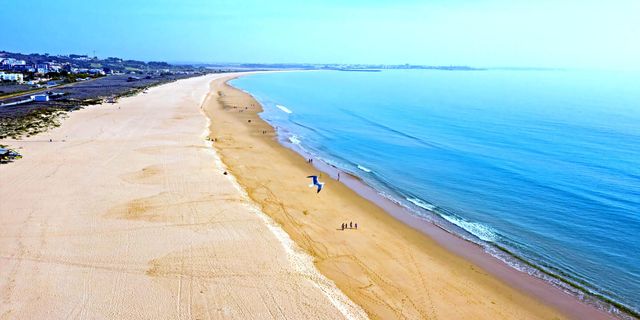 Meia Praia - Lagos's longest beach – four kilometres of golden sand