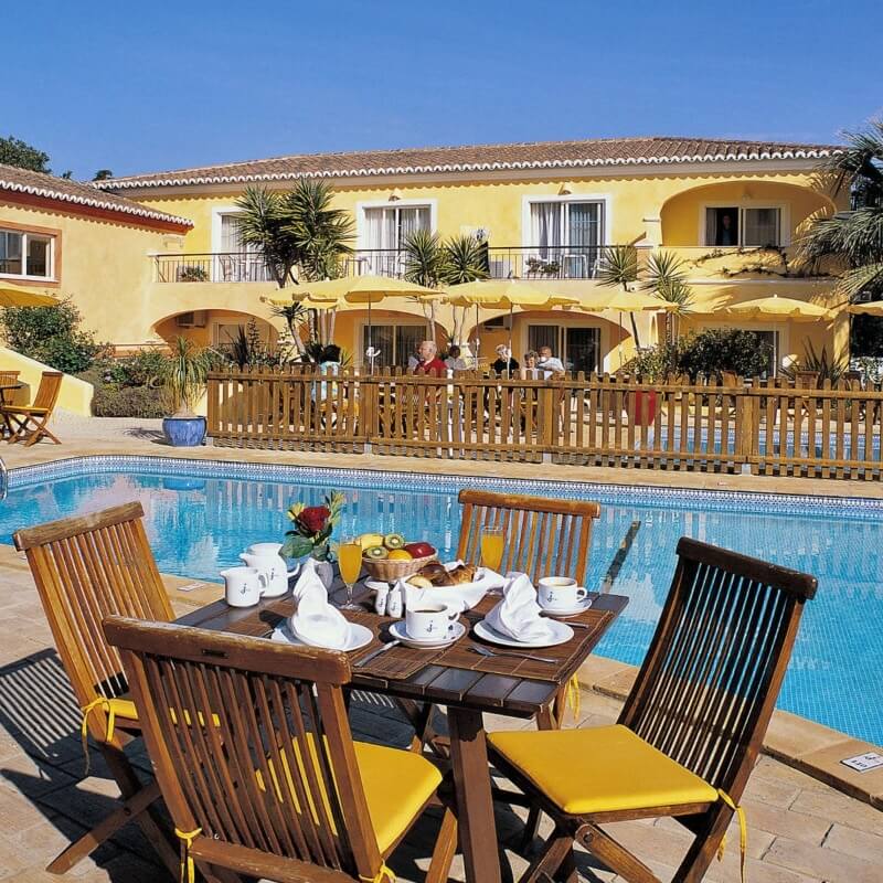 Costa d'Oiro Ambiance Village