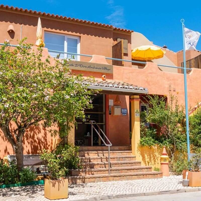 Costa d'Oiro Ambiance Village