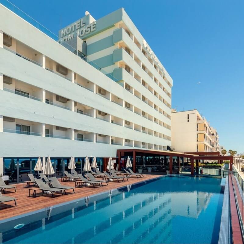 Dom José Beach Hotel