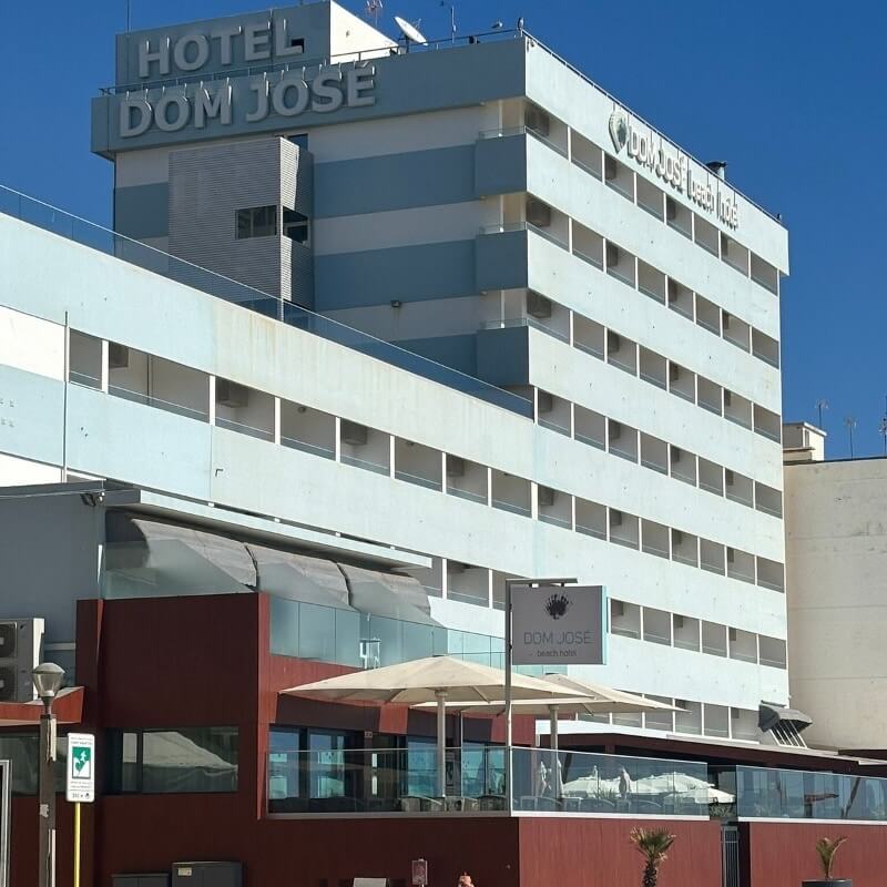 Dom José Beach Hotel