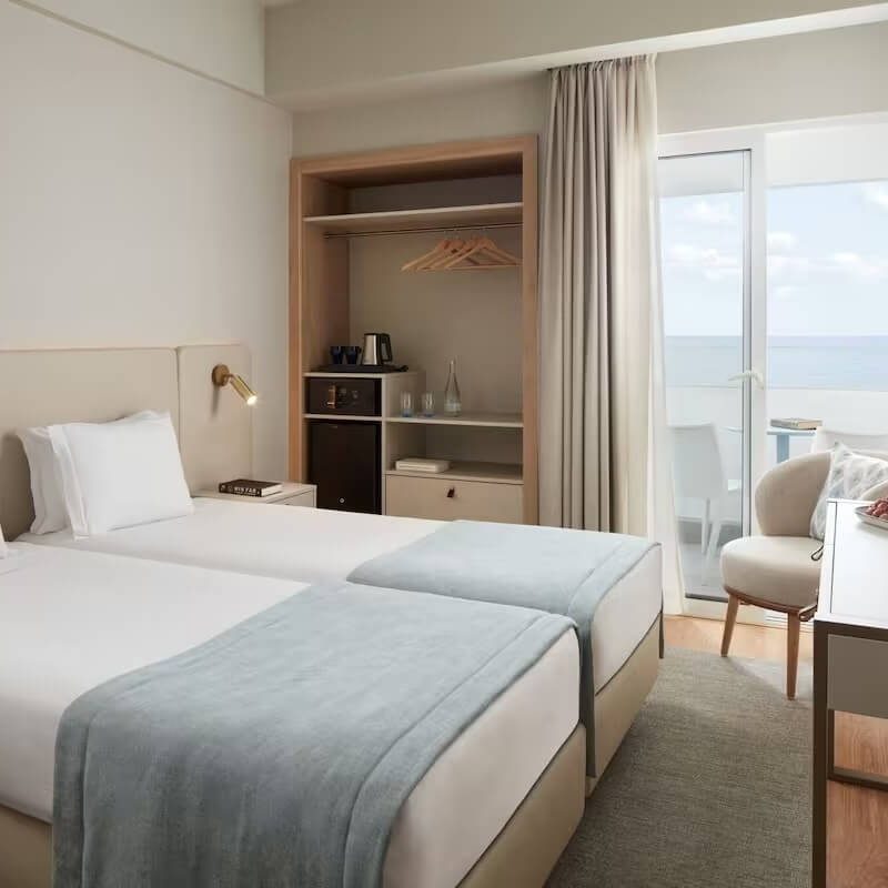 Dom José Beach Hotel