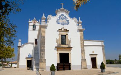 Front façade of São Lourenço church in Almancil