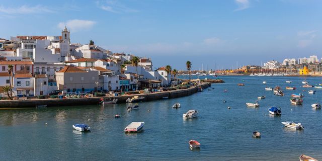 Ferragudo - Fishing village on the quiet side of the Arade, across from Portimão